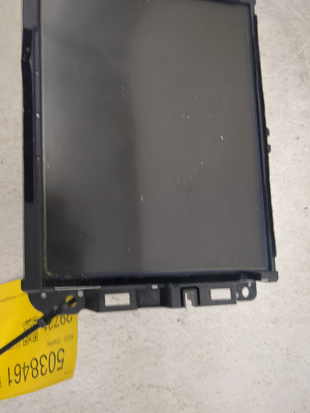 2015-2015 Jeep Cherokee Radio Display Info Screen Oem - Oemusedautoparts1.com