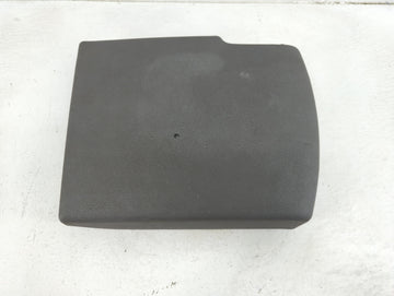 2006-2007 Jeep Commander Center Console Armrest Cover Lid Fits Fits 2006 2007 OEM Used Auto Parts - Oemusedautoparts1.com