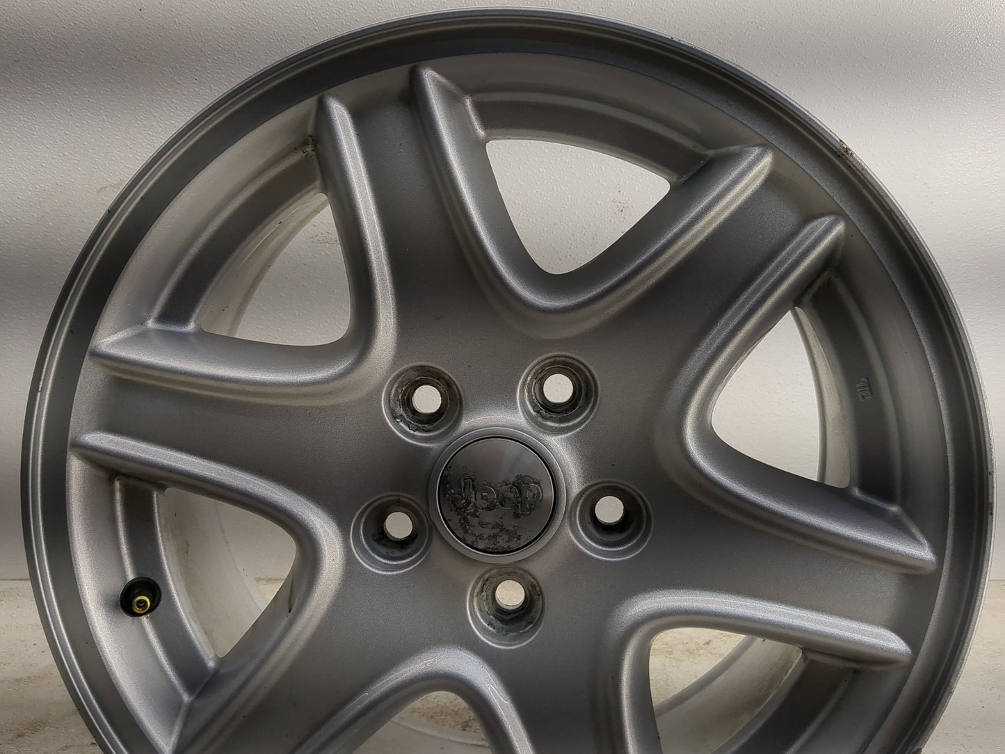 2007-2010 Jeep Compass Oem Wheel Rim 1299656 - Oemusedautoparts1.com