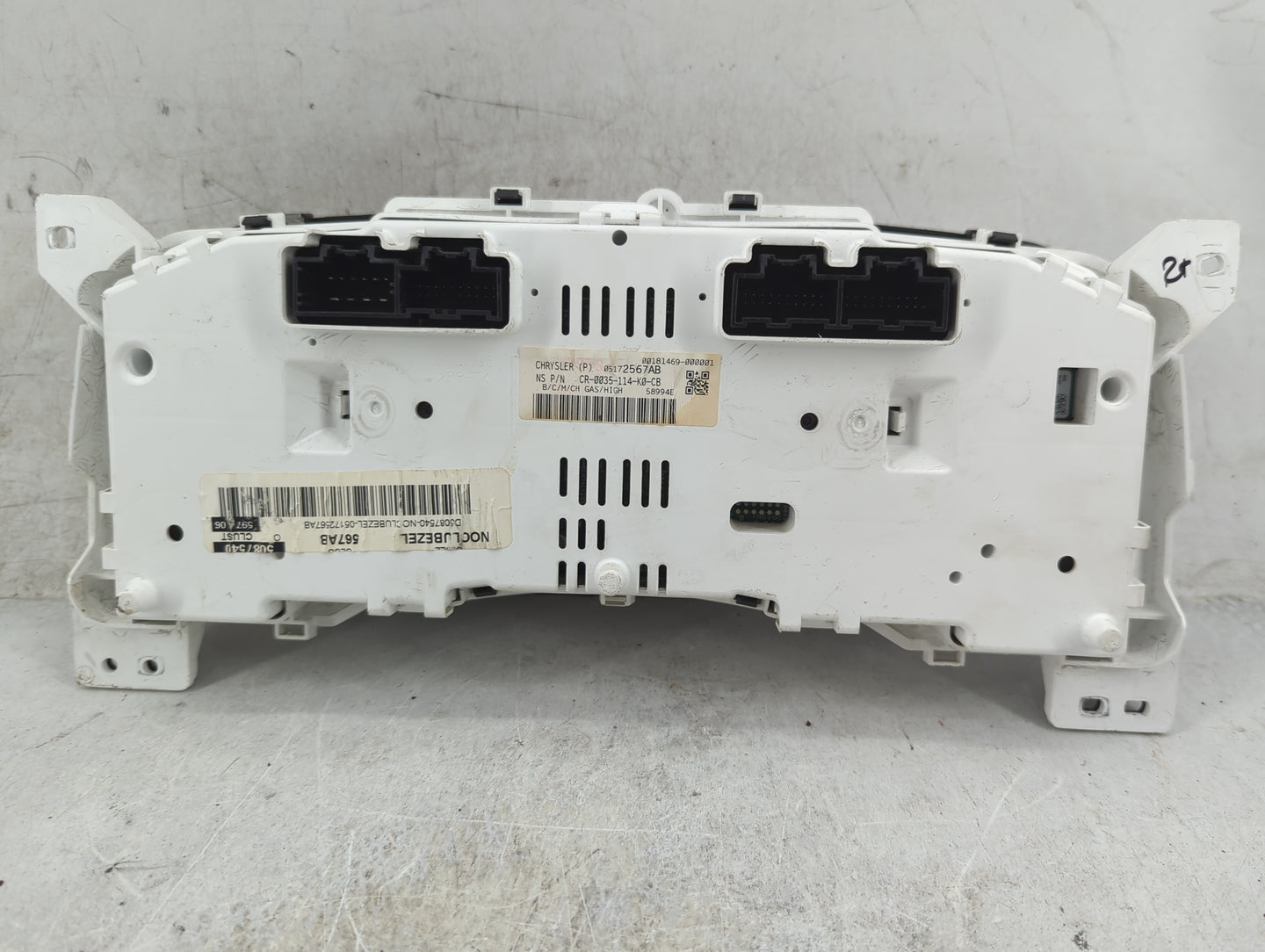 2009 Jeep Compass Instrument Cluster Speedometer Gauges Miles:142K Fits OEM Used Auto Parts - Oemusedautoparts1.com