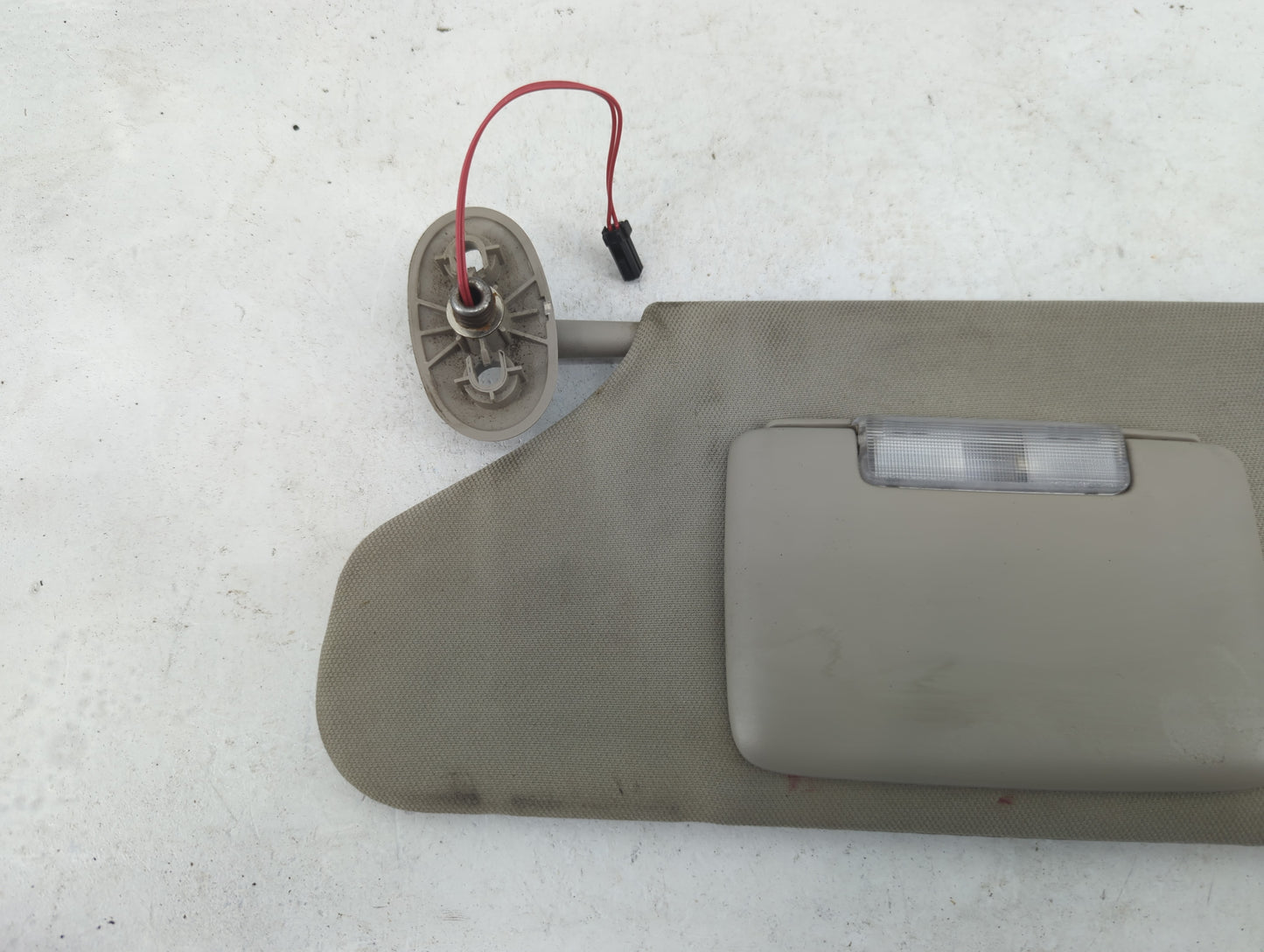 2005-2010 Jeep Grand Cherokee Sun Visor Shade Replacement Passenger Right Mirror Fits Fits 2005 2006 2007 2008 2009 2010 OEM