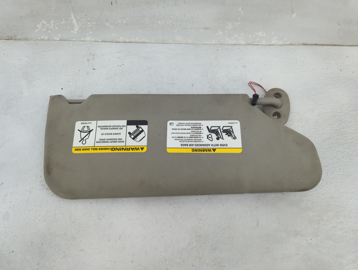 2005-2010 Jeep Grand Cherokee Sun Visor Shade Replacement Passenger Right Mirror Fits Fits 2005 2006 2007 2008 2009 2010 OEM