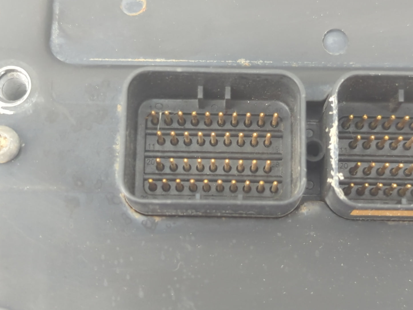 2005 Jeep Grand Cherokee Body Control Module Bcm Inner Cabin Fuse Box 1091249 - Oemusedautoparts1.com