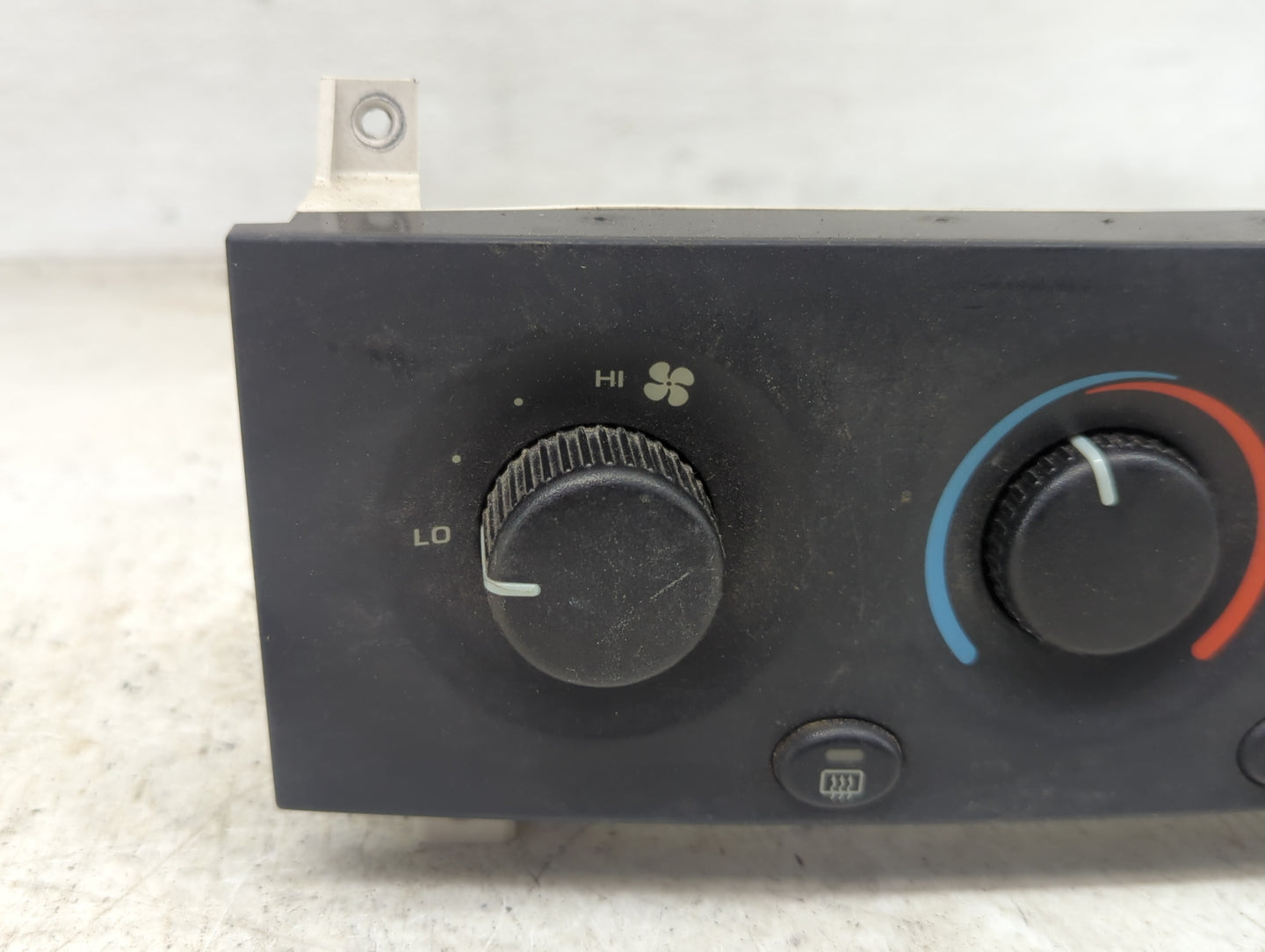 1999-2004 Jeep Grand Cherokee Climate Control Module Temperature AC/Heater Replacement Fits Fits 1999 2000 2001 2002 2003 20