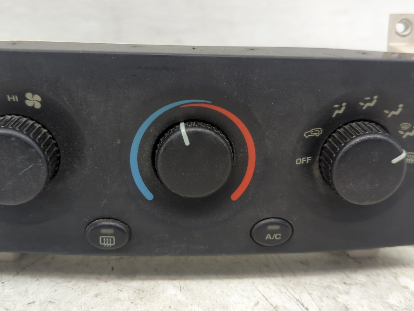 1999-2004 Jeep Grand Cherokee Climate Control Module Temperature AC/Heater Replacement Fits Fits 1999 2000 2001 2002 2003 20