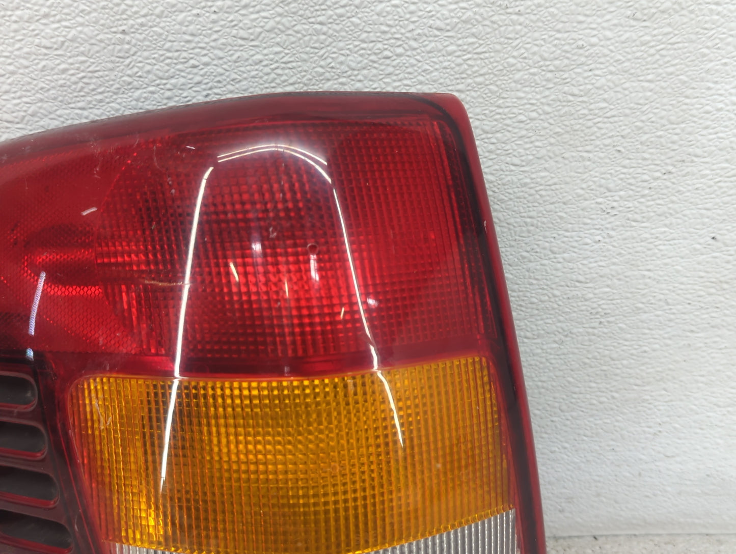2002-2003 Jeep Grand Cherokee Tail Light Assembly Driver Left OEM Fits Fits 2002 2003 OEM Used Auto Parts - Oemusedautoparts