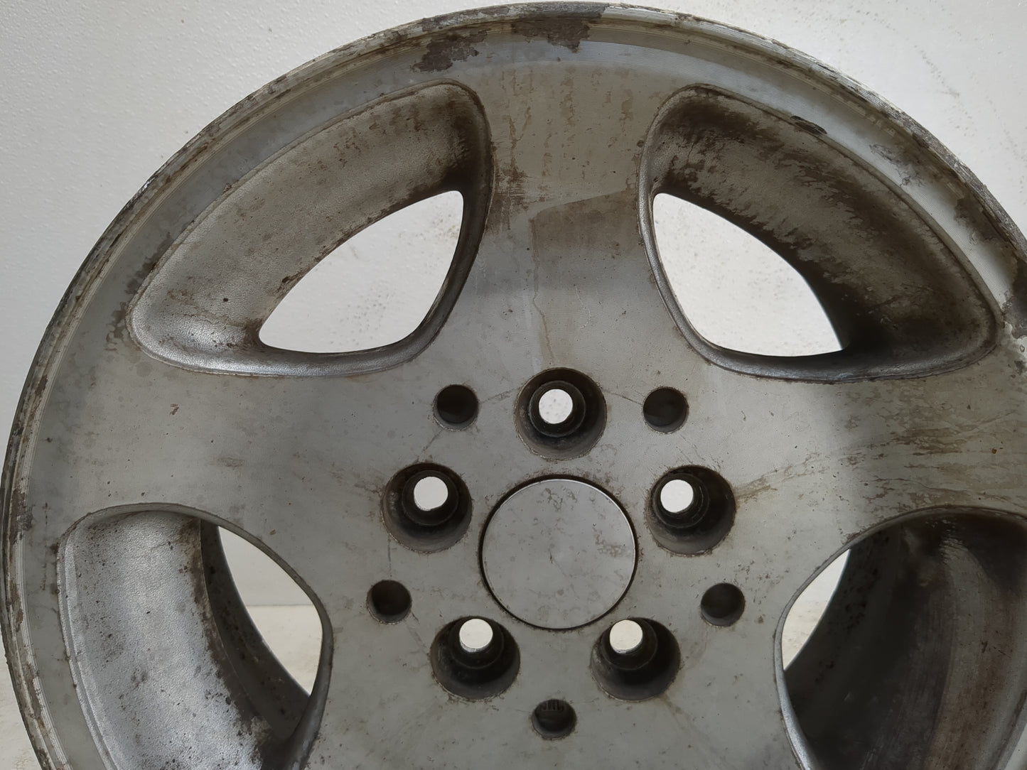 1996-1998 Jeep Grand Cherokee Oem Wheel Rim - Oemusedautoparts1.com