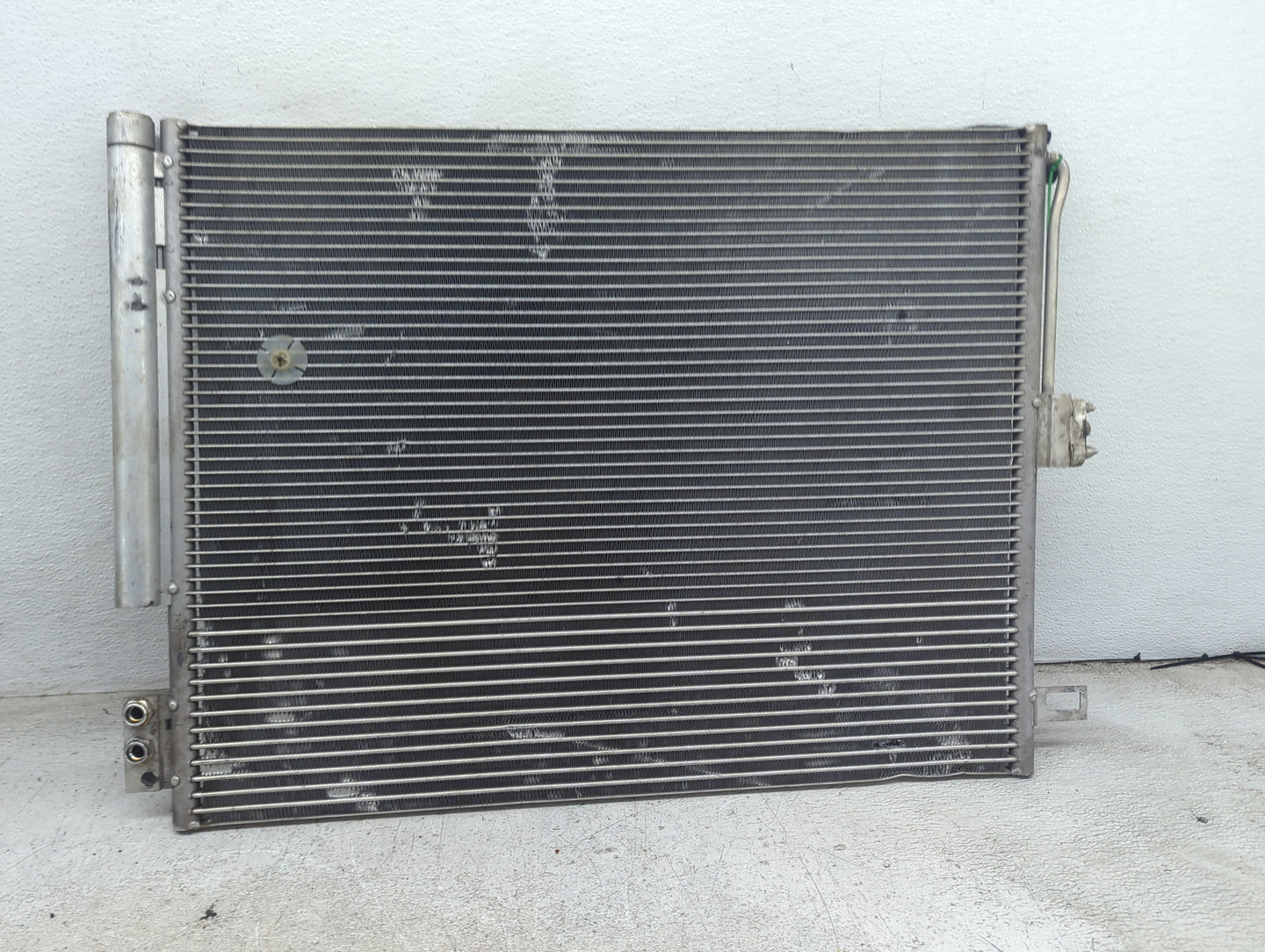 2011-2022 Jeep Grand Cherokee Engine Cooling Radiator Condensor Fits OEM Used Auto Parts - Oemusedautoparts1.com