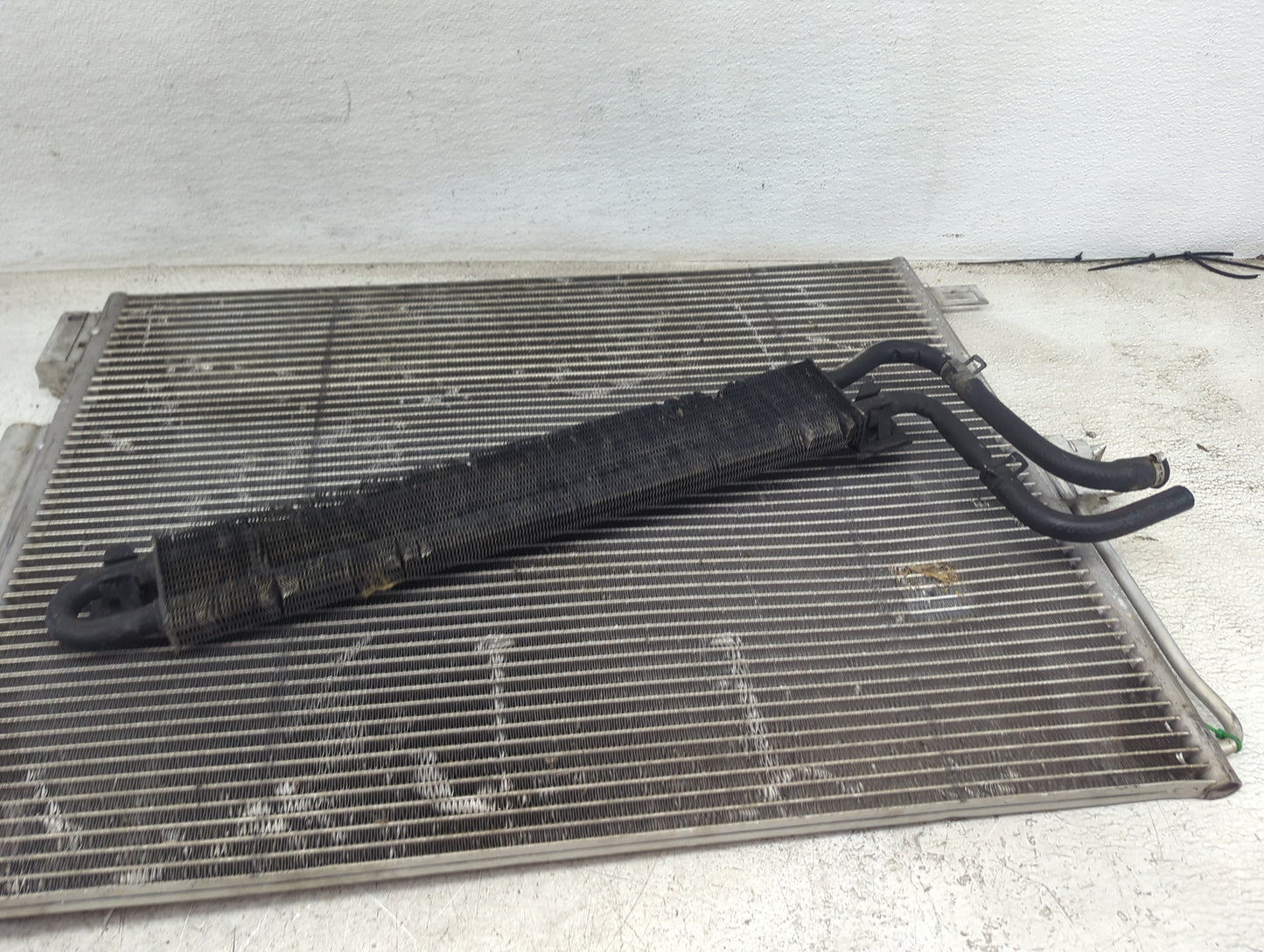 2011-2022 Jeep Grand Cherokee Engine Cooling Radiator Condensor Fits OEM Used Auto Parts - Oemusedautoparts1.com