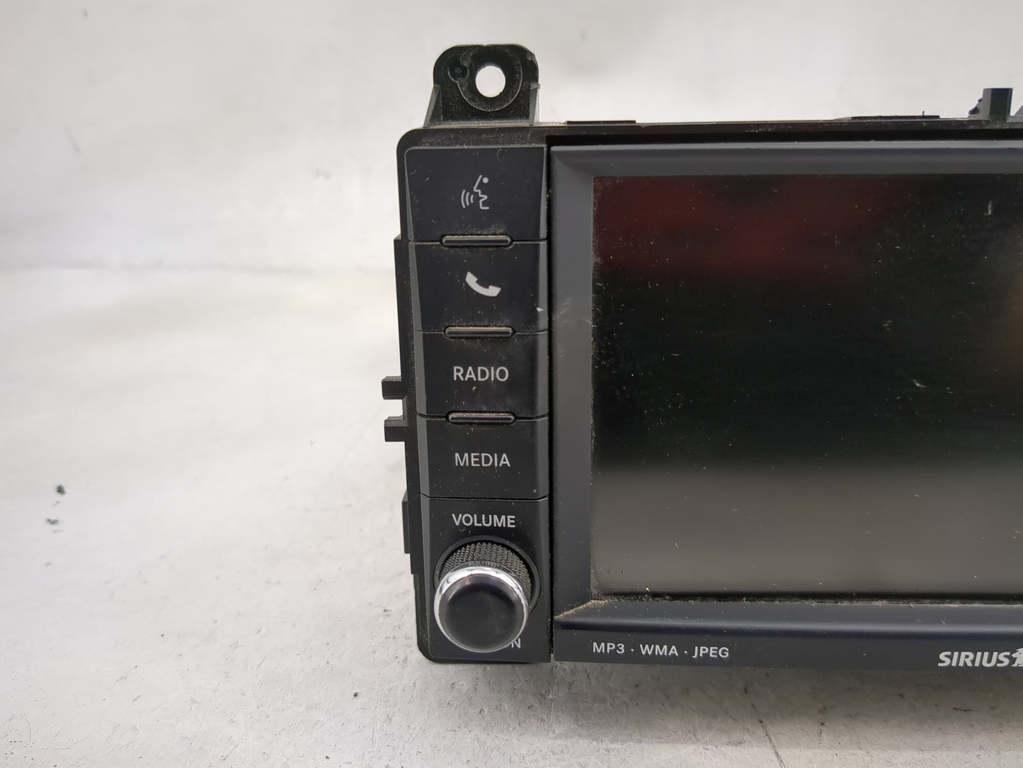 2011 Jeep Grand Cherokee Radio AM FM Cd Player Receiver Replacement Fits OEM Used Auto Parts - Oemusedautoparts1.com