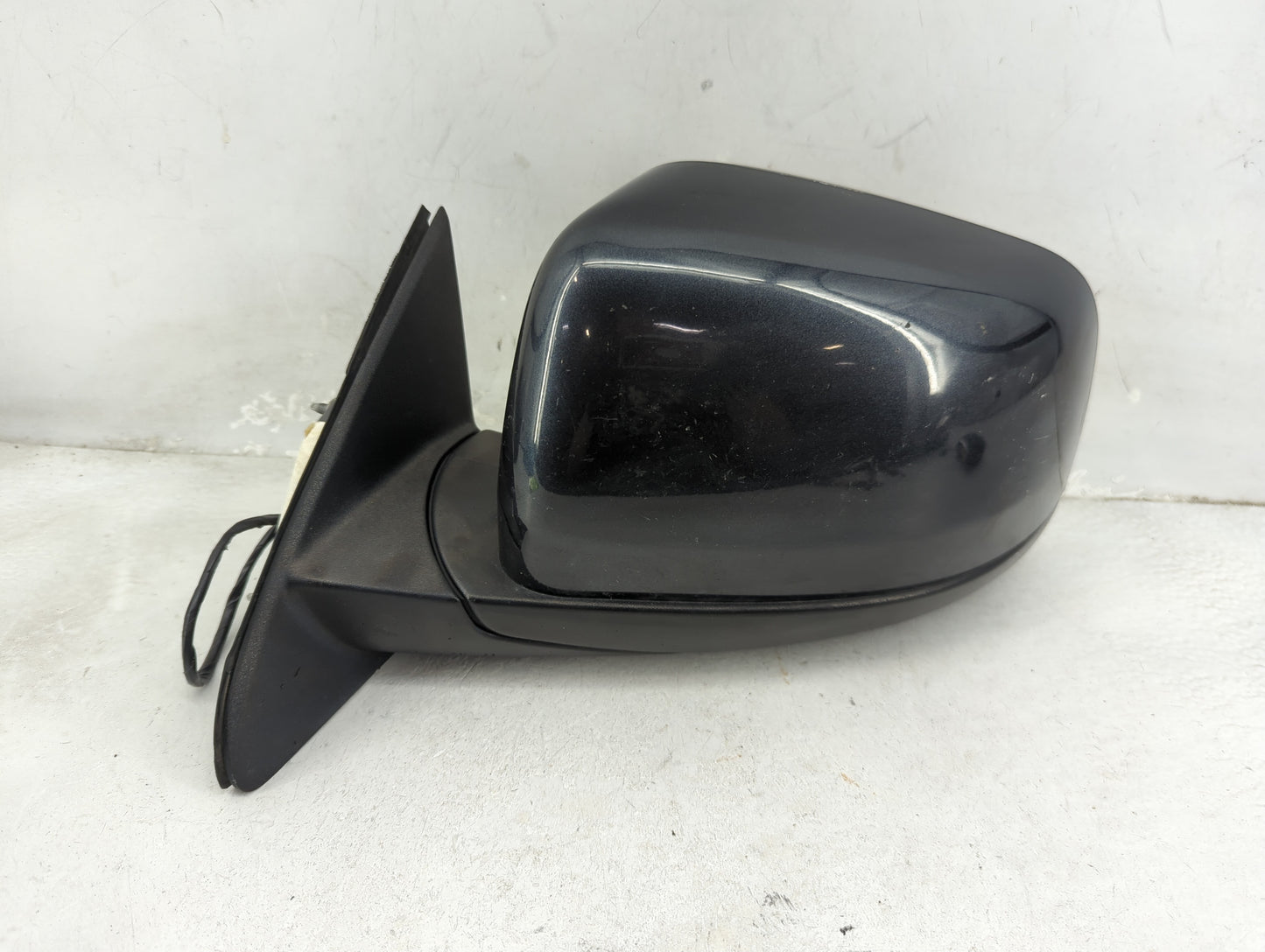 2011-2022 Jeep Grand Cherokee Driver Side View Mirror - Left Door Mirror OEM Used - Oemusedautoparts1.com