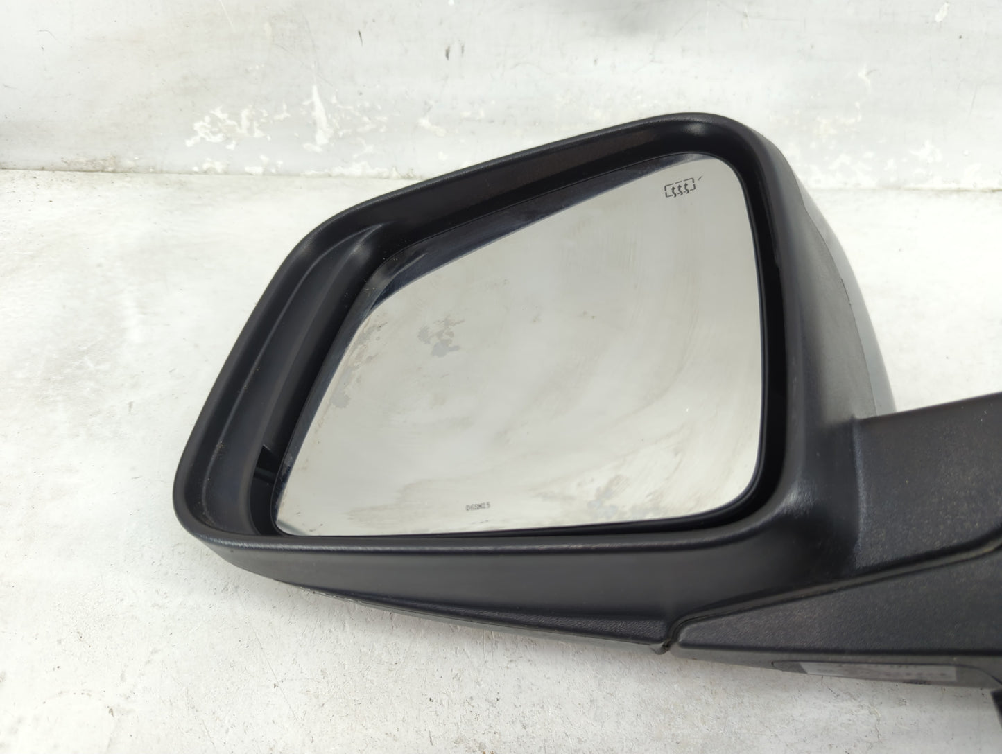 2011-2022 Jeep Grand Cherokee Driver Side View Mirror - Left Door Mirror OEM Used - Oemusedautoparts1.com