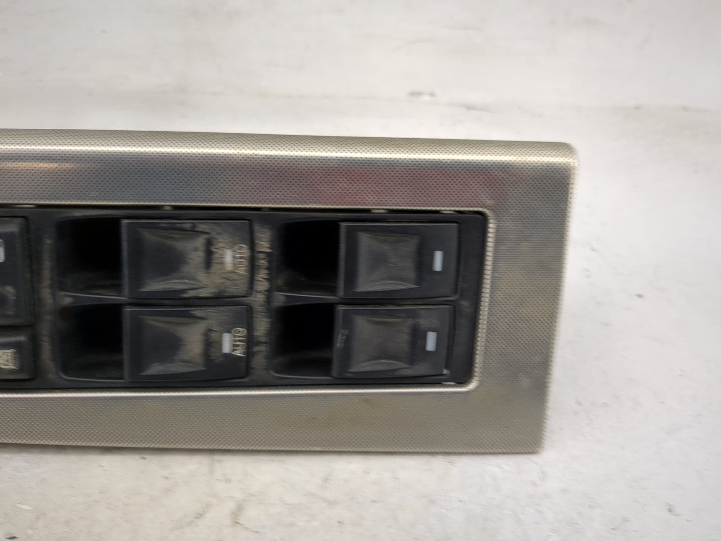 2006-2010 Jeep Grand Cherokee Master Power Window Switch Replacement Driver Side Left Fits OEM Used Auto Parts - Oemusedauto