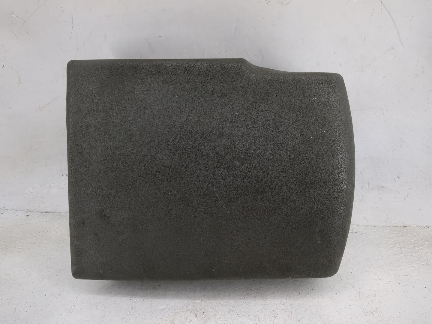 2005-2010 Jeep Grand Cherokee Center Console Armrest Cover Lid Fits Fits 2005 2006 2007 2008 2009 2010 OEM Used Auto Parts -