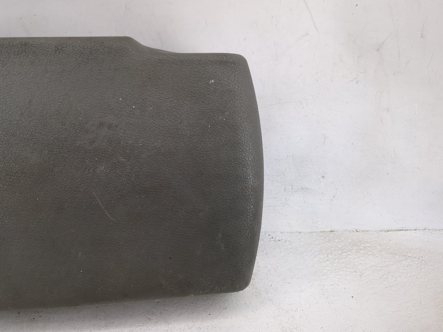2005-2010 Jeep Grand Cherokee Center Console Armrest Cover Lid Fits Fits 2005 2006 2007 2008 2009 2010 OEM Used Auto Parts -
