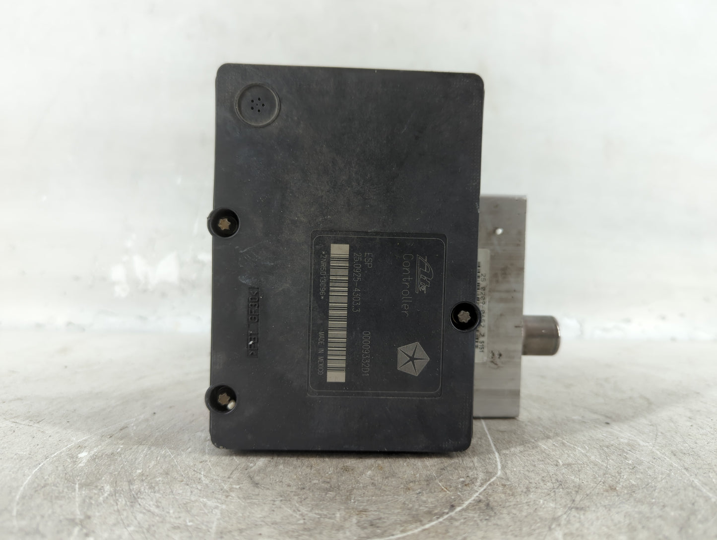 2005 Jeep Grand Cherokee ABS Pump Control Module Replacement Fits OEM Used Auto Parts - Oemusedautoparts1.com