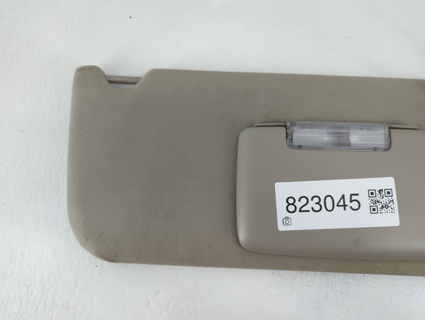 2005-2010 Jeep Grand Cherokee Sun Visor Shade Replacement Passenger Right Mirror Fits Fits 2005 2006 2007 2008 2009 2010 OEM