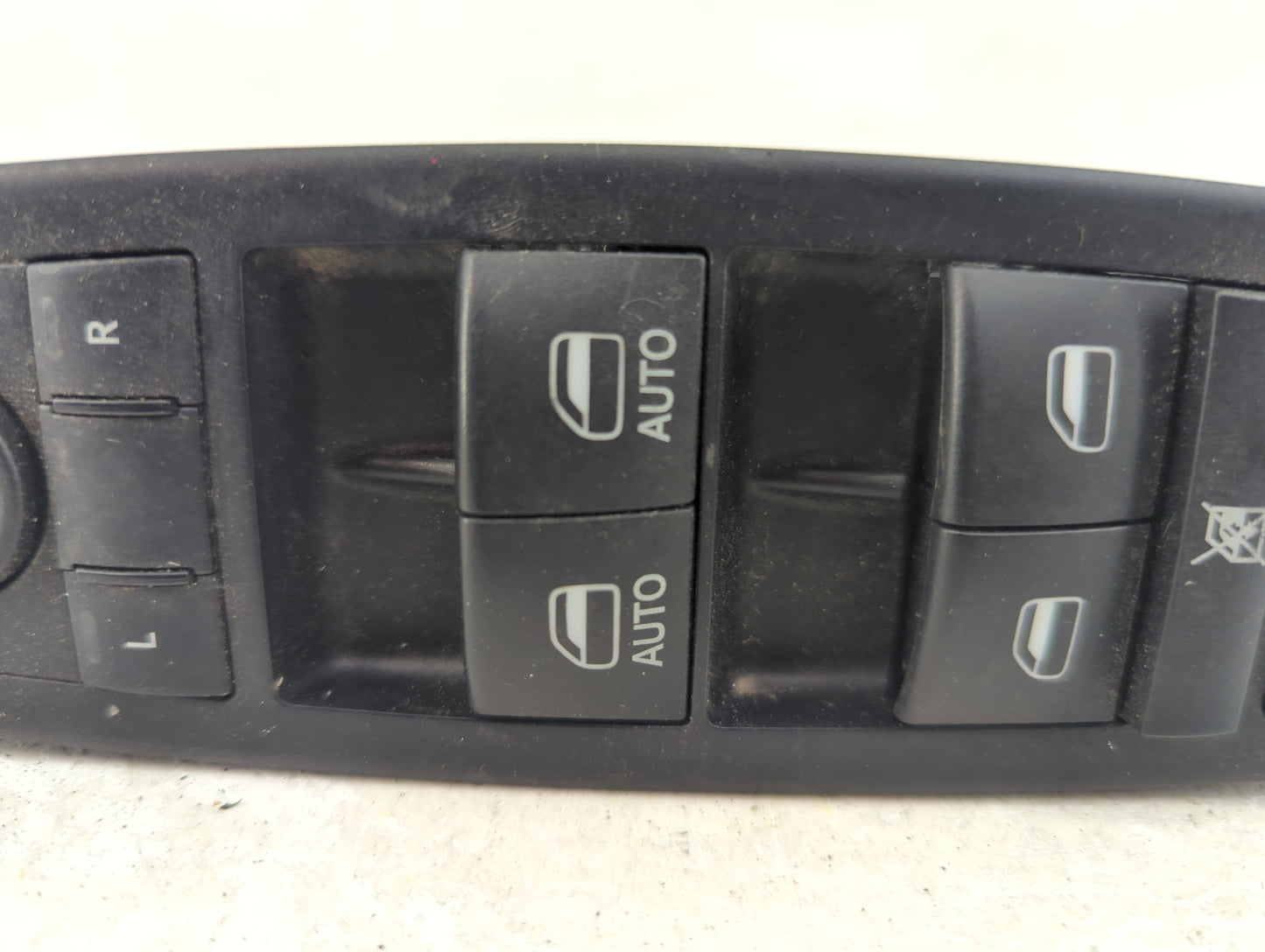 2011-2013 Jeep Grand Cherokee Master Power Window Switch Replacement Driver Side Left Fits Fits 2011 2012 2013 OEM Used Auto