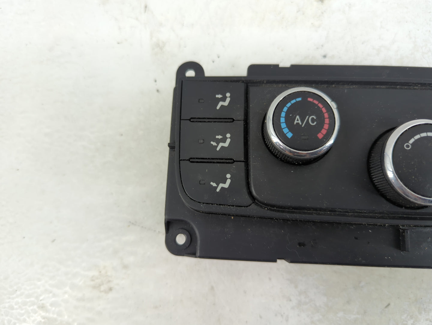 2011-2013 Jeep Grand Cherokee Climate Control Module Temperature AC/Heater Replacement Fits Fits 2011 2012 2013 OEM Used Aut