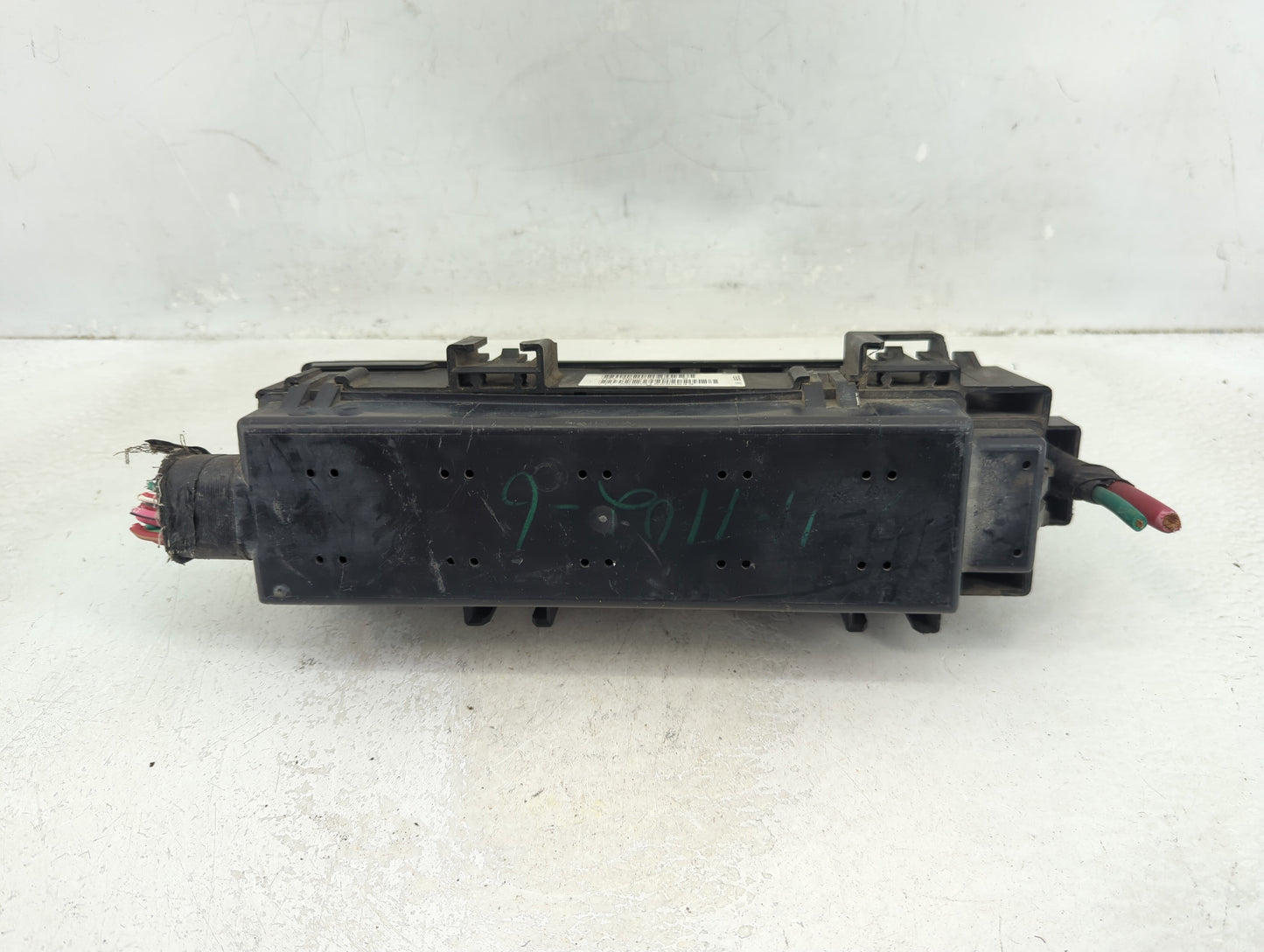 2000-2004 Jeep Grand Cherokee Fusebox Fuse Box Panel Relay Module Fits Fits 2000 2001 2002 2003 2004 OEM Used Auto Parts - O