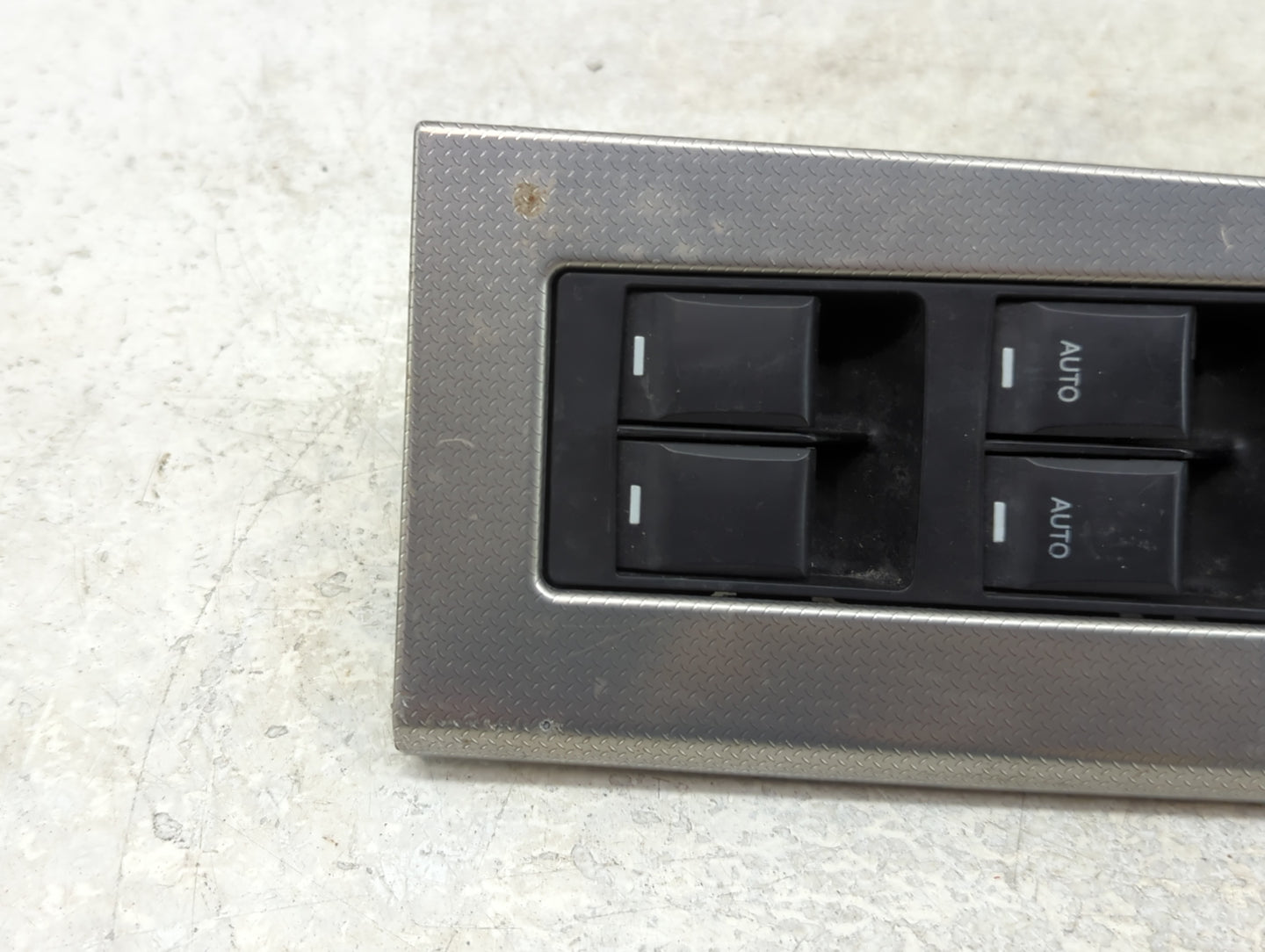 2007-2010 Jeep Grand Cherokee Master Power Window Switch Replacement Driver Side Left Fits OEM Used Auto Parts - Oemusedauto