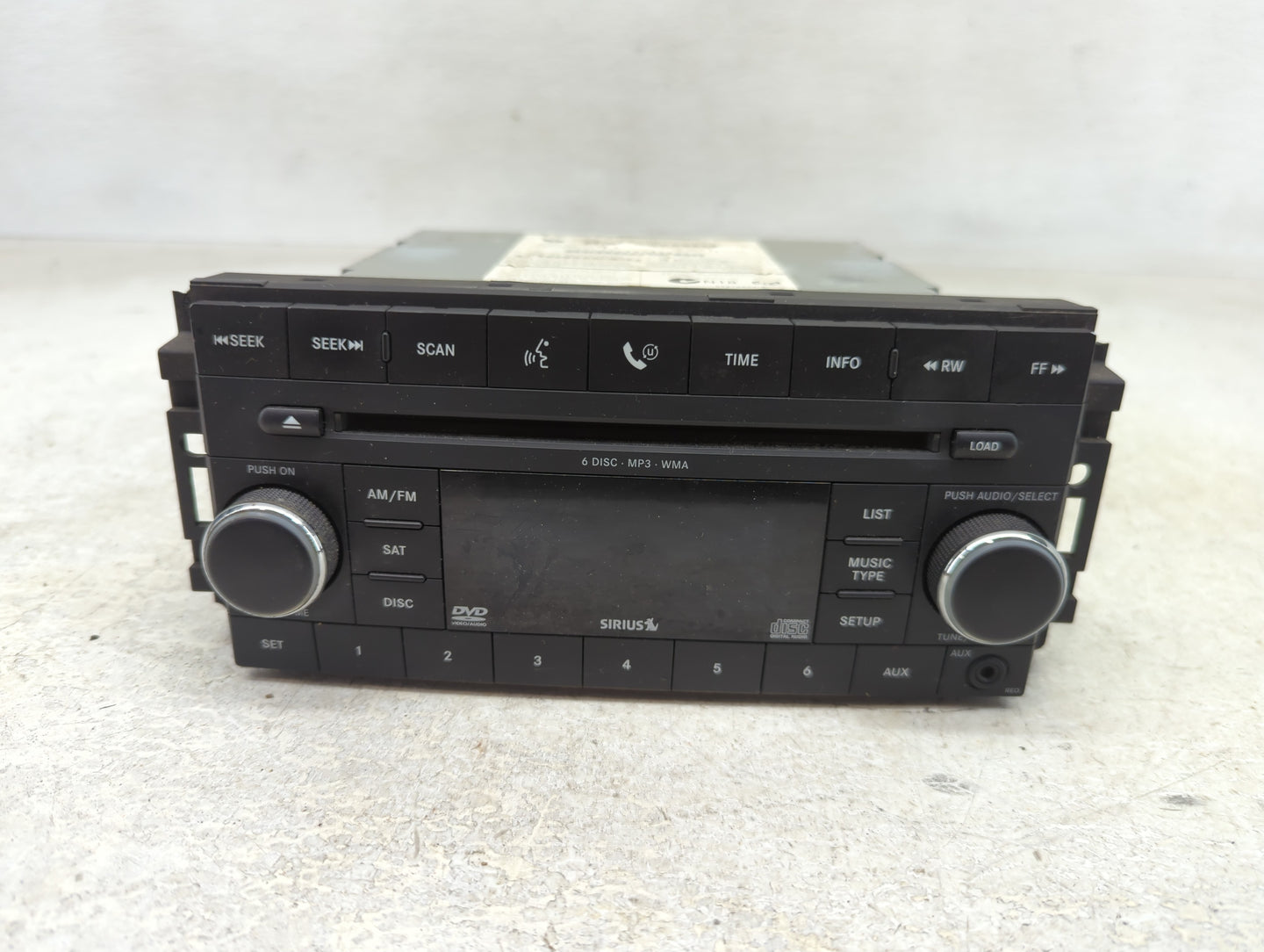 2008-2010 Jeep Grand Cherokee Radio AM FM Cd Player Receiver Replacement Fits Fits 2008 2009 2010 OEM Used Auto Parts - Oemu