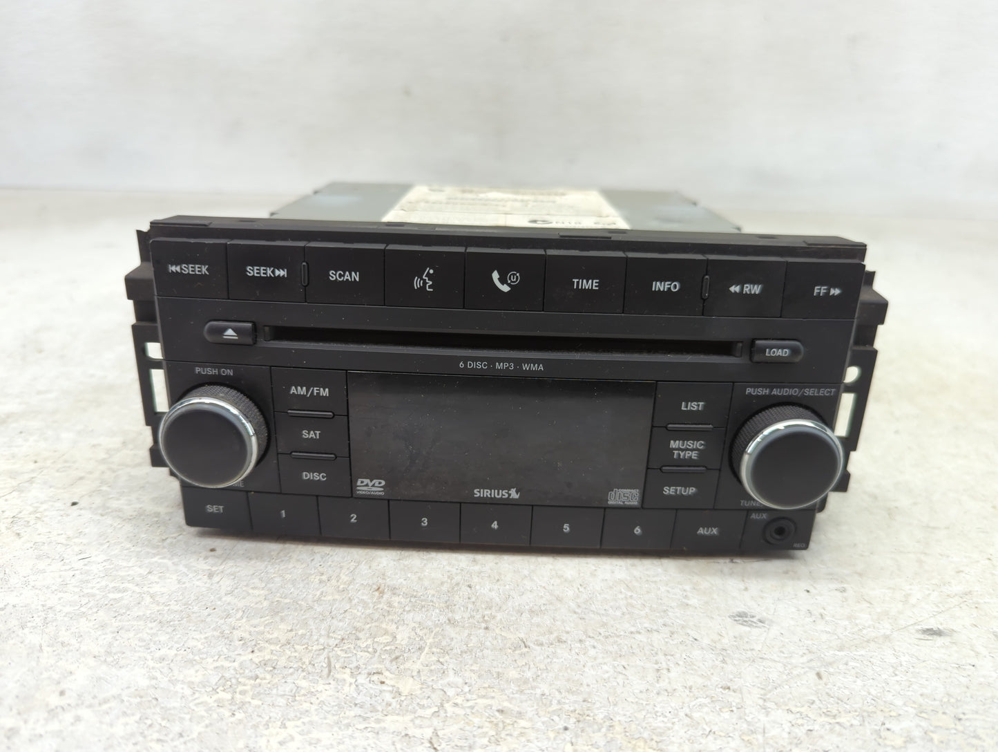 2008-2010 Jeep Grand Cherokee Radio AM FM Cd Player Receiver Replacement Fits Fits 2008 2009 2010 OEM Used Auto Parts - Oemu