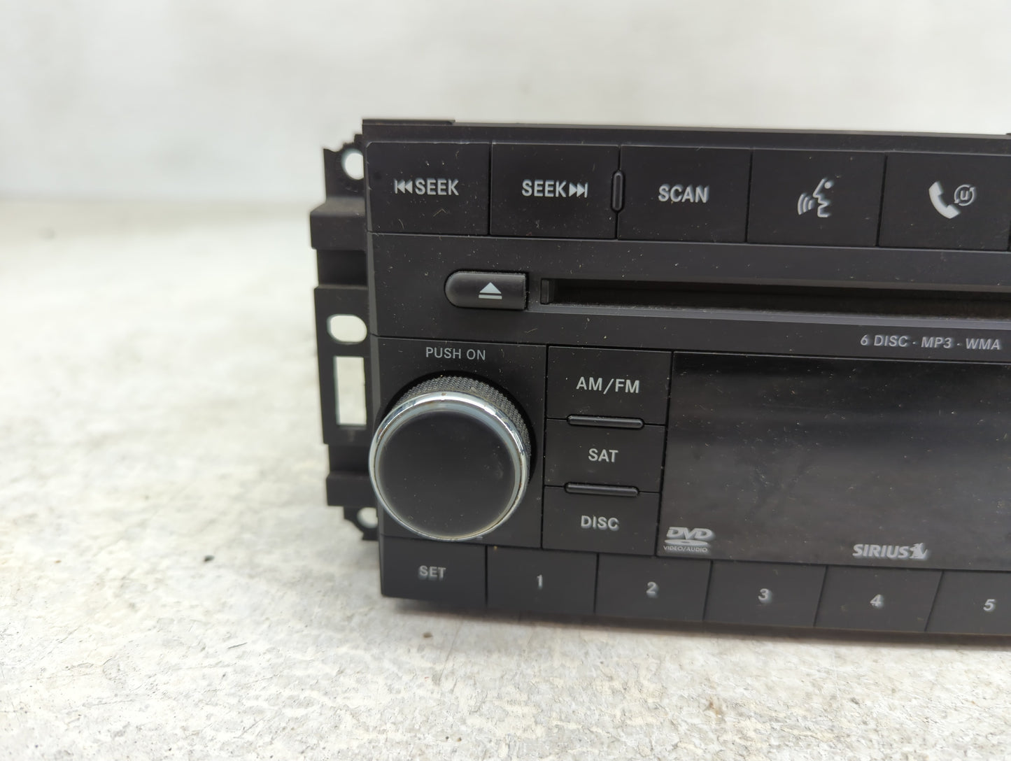 2008-2010 Jeep Grand Cherokee Radio AM FM Cd Player Receiver Replacement Fits Fits 2008 2009 2010 OEM Used Auto Parts - Oemu
