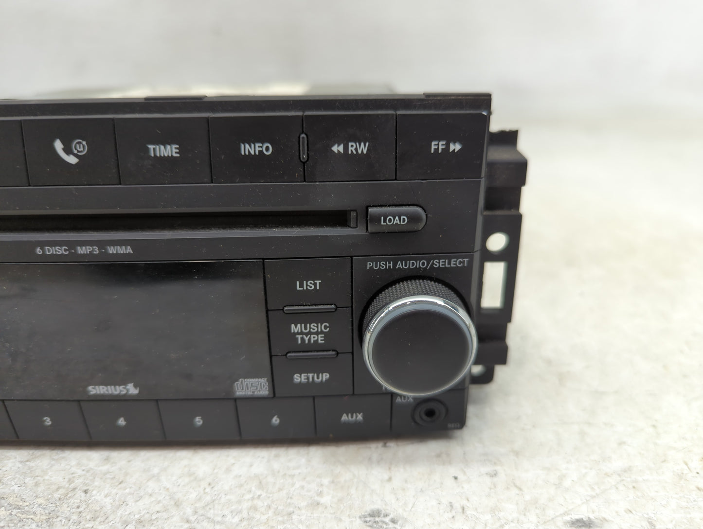 2008-2010 Jeep Grand Cherokee Radio AM FM Cd Player Receiver Replacement Fits Fits 2008 2009 2010 OEM Used Auto Parts - Oemu