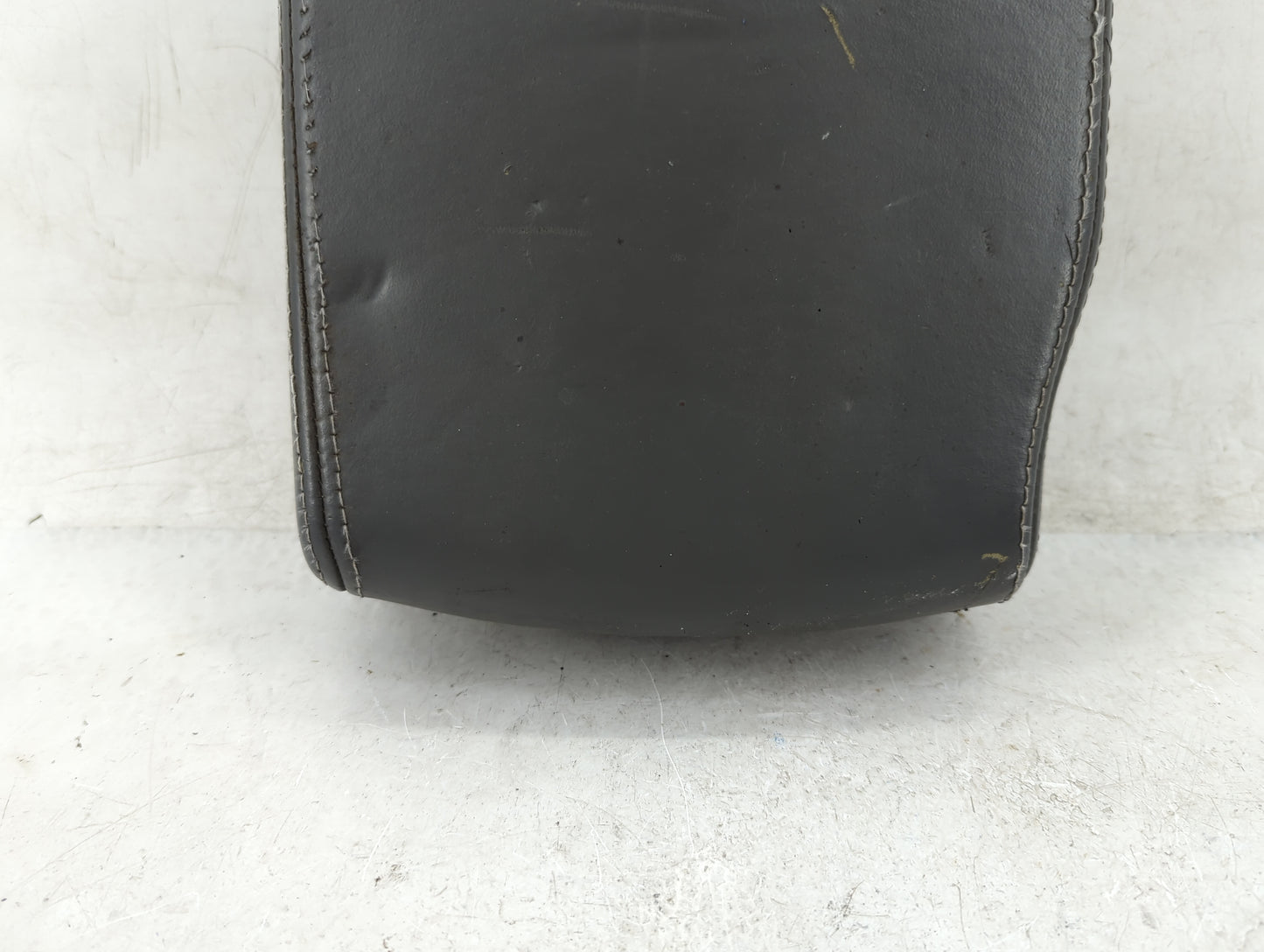 2005-2010 Jeep Grand Cherokee Center Console Armrest Cover Lid Fits Fits 2005 2006 2007 2008 2009 2010 OEM Used Auto Parts -