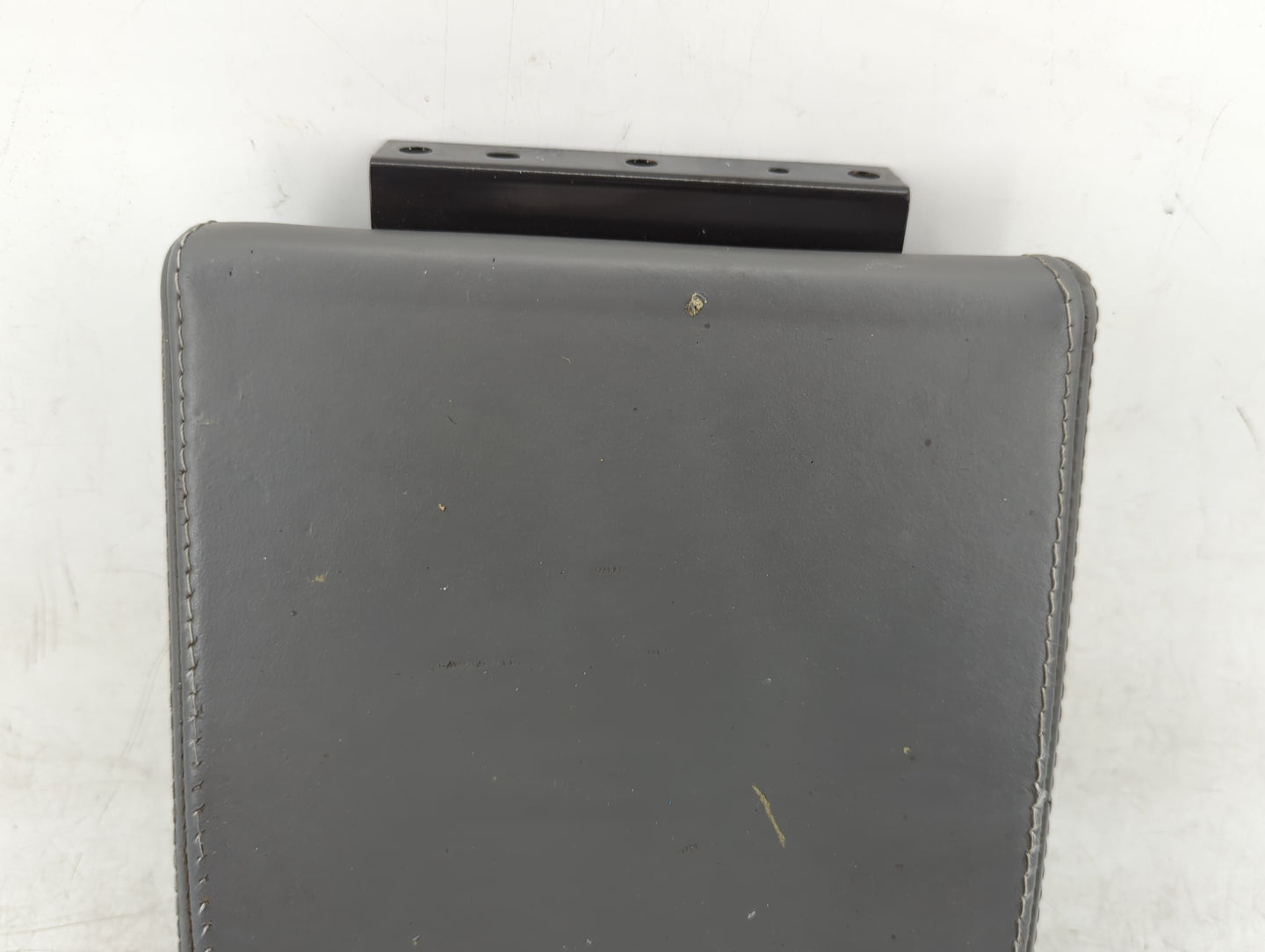 2005-2010 Jeep Grand Cherokee Center Console Armrest Cover Lid Fits Fits 2005 2006 2007 2008 2009 2010 OEM Used Auto Parts -
