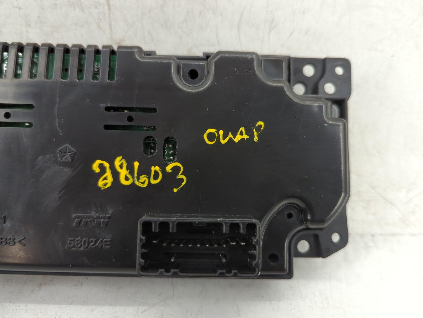 2005-2007 Jeep Grand Cherokee Climate Control Module Temperature AC/Heater Replacement Fits Fits 2005 2006 2007 OEM Used Aut