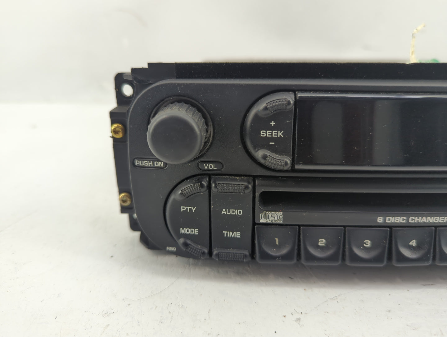 2005-2007 Jeep Liberty Radio AM FM Cd Player Receiver Replacement Fits Fits 2005 2006 2007 OEM Used Auto Parts - Oemusedauto