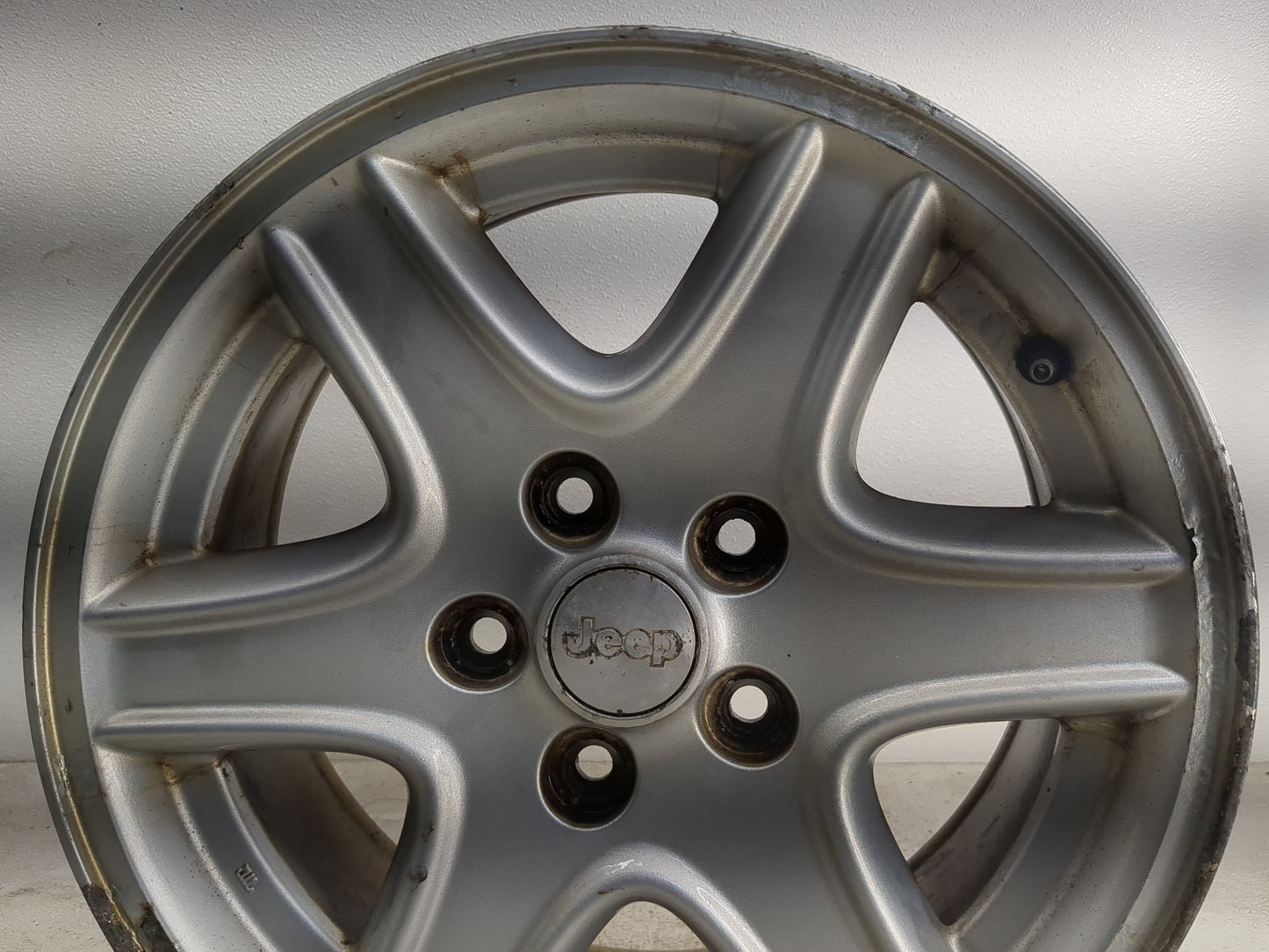 2003-2004 Jeep Liberty Oem Wheel Rim - Oemusedautoparts1.com