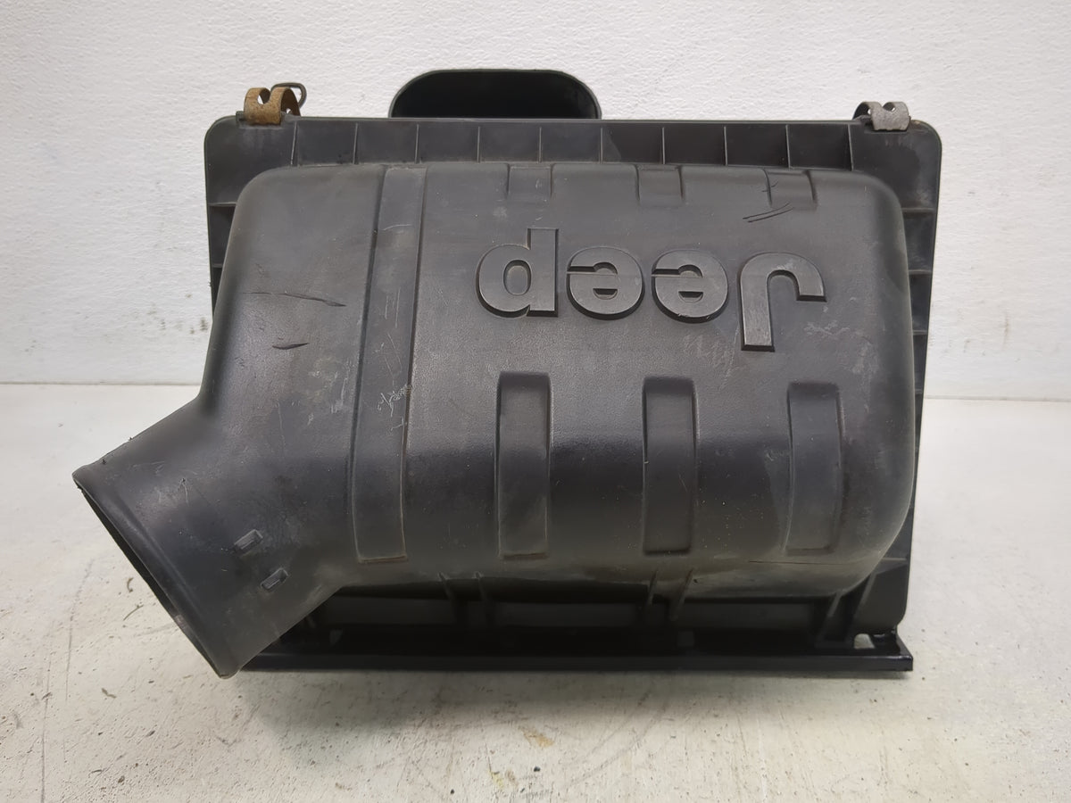 2002-2003 Jeep Liberty Air Cleaner Intake-duct Hose Tube 1306031 - Oemusedautoparts1.com
