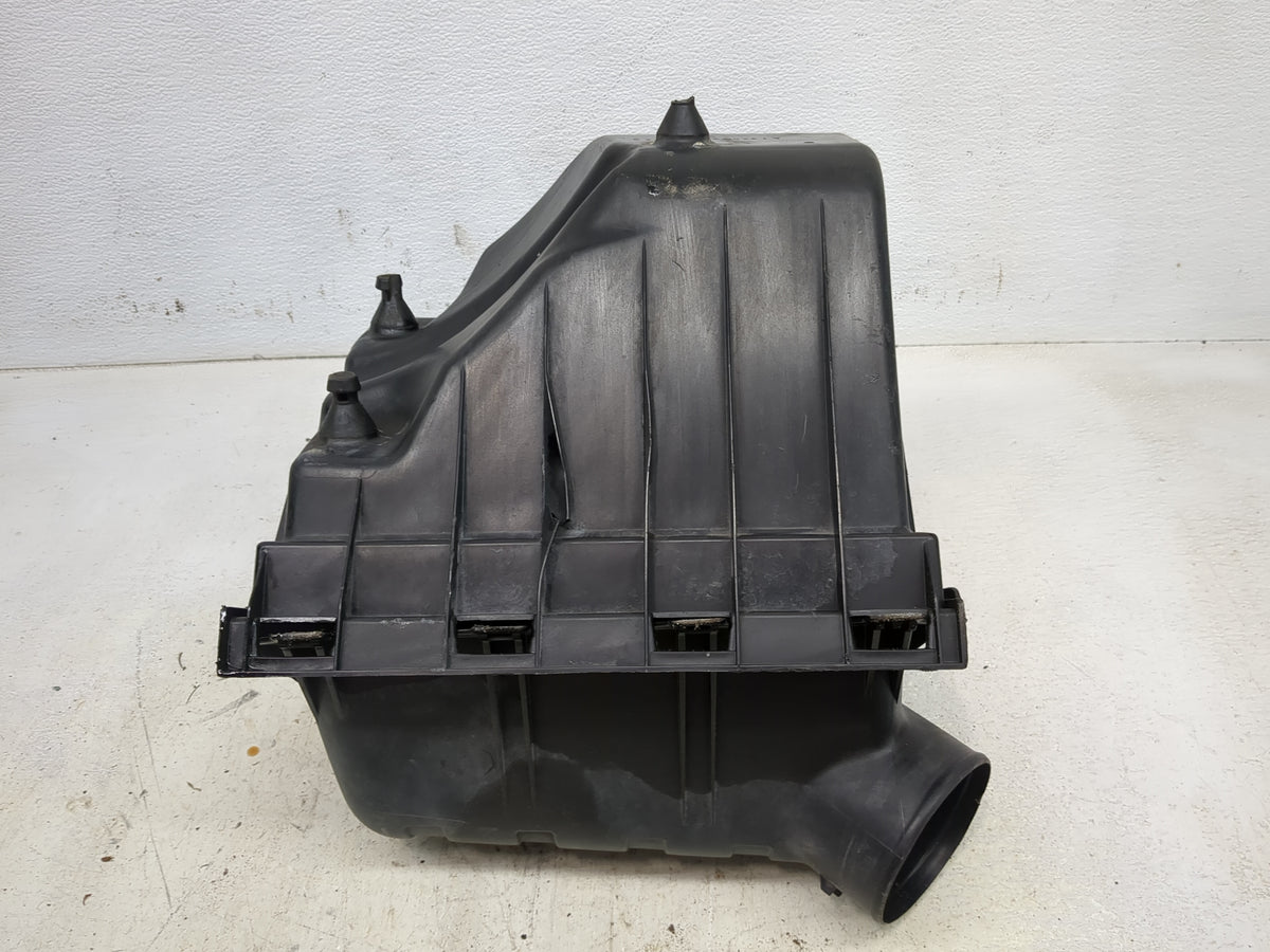 2002-2003 Jeep Liberty Air Cleaner Intake-duct Hose Tube 1306031 - Oemusedautoparts1.com