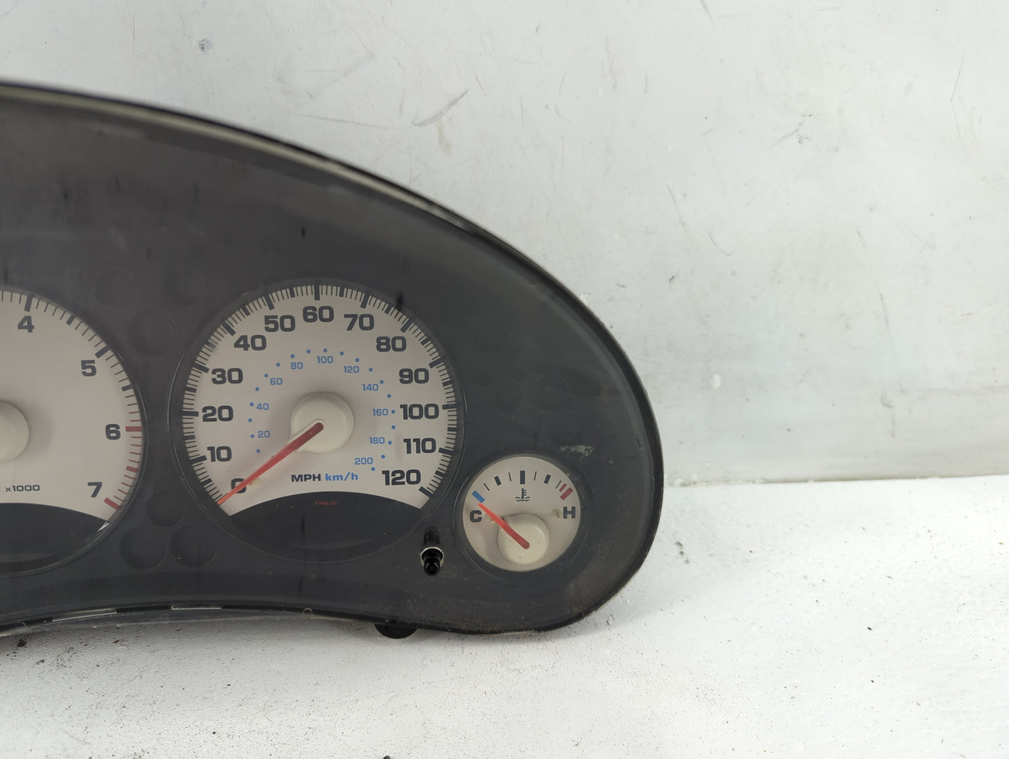 2003 Jeep Liberty Instrument Cluster Speedometer Gauges Fits OEM Used Auto Parts - Oemusedautoparts1.com
