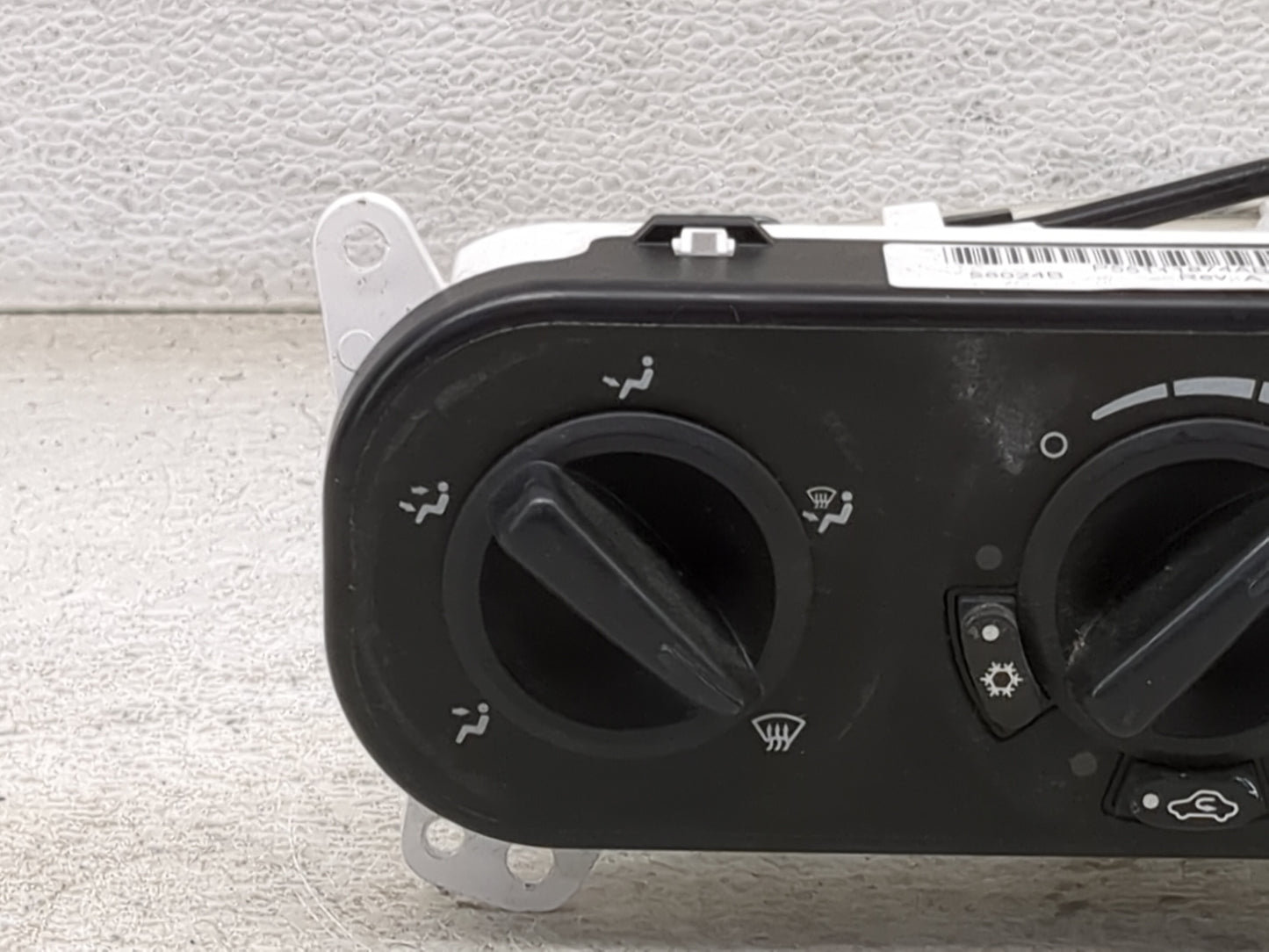 2007-2009 Jeep Patriot Climate Control Module Temperature AC/Heater Replacement Fits Fits 2007 2008 2009 OEM Used Auto Parts