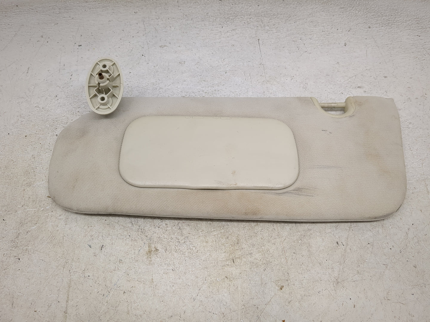 2007-2009 Jeep Patriot Sun Visor Shade Replacement Driver Left Mirror Fits Fits 2007 2008 2009 OEM Used Auto Parts - Oemused