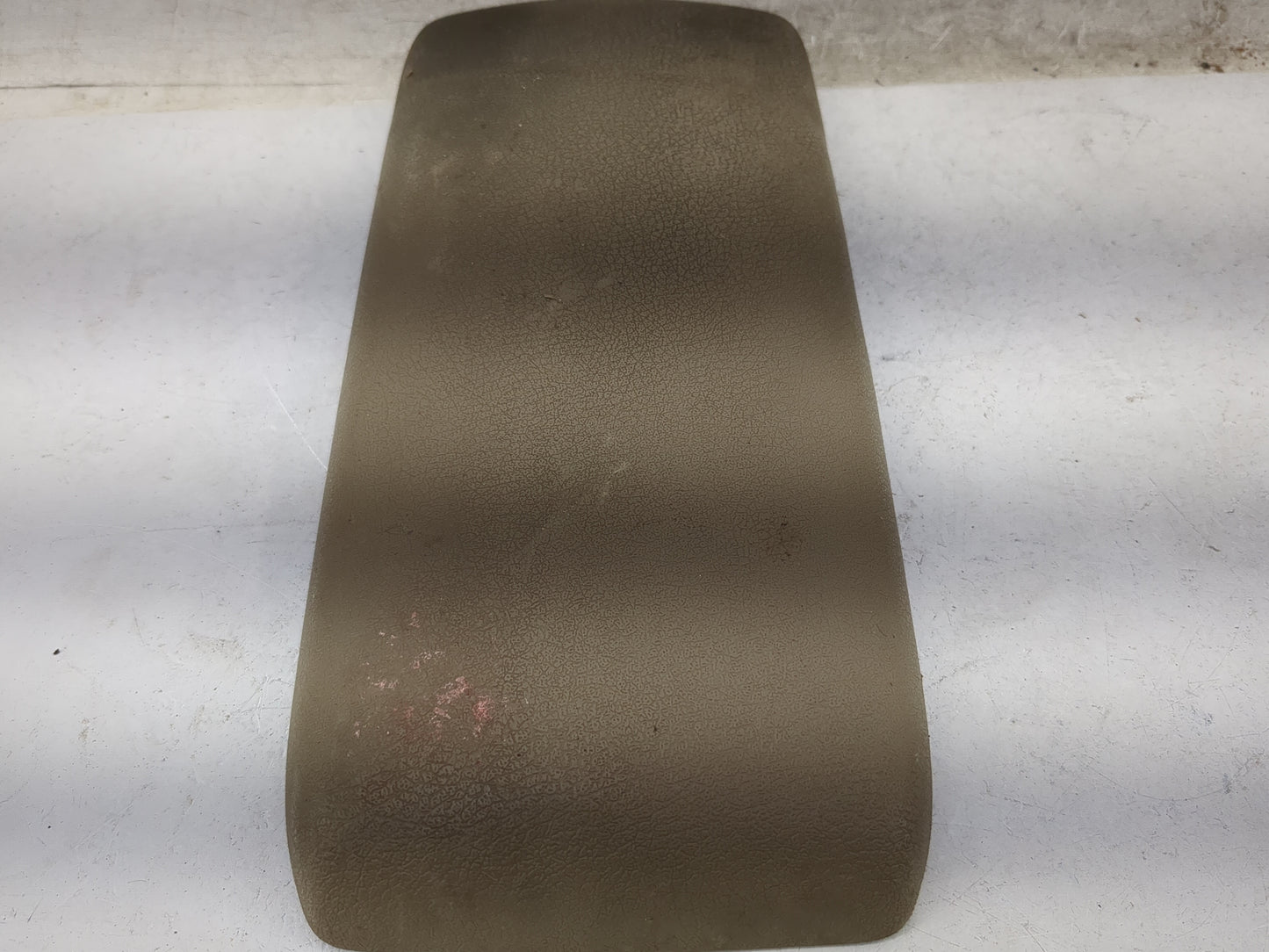 2011-2017 Jeep Patriot Center Console Armrest Cover Lid Fits Fits 2011 2012 2013 2014 2015 2016 2017 OEM Used Auto Parts - O