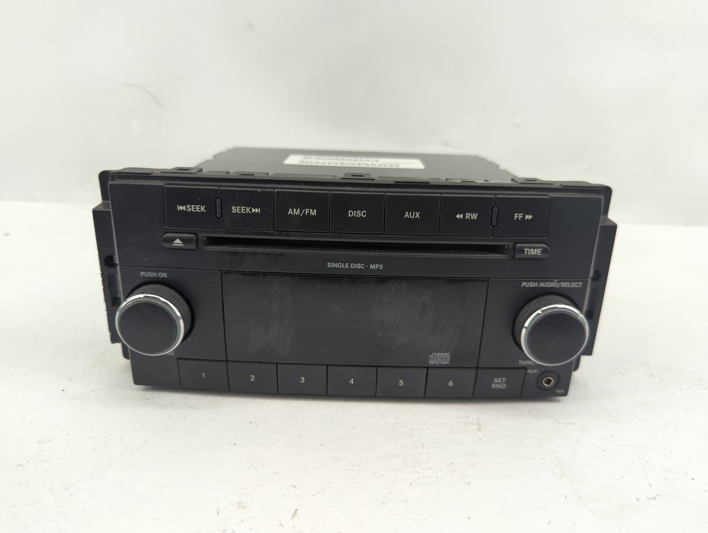 2009-2010 Jeep Patriot Radio AM FM Cd Player Receiver Replacement Fits Fits 2008 2009 2010 OEM Used Auto Parts - Oemusedauto