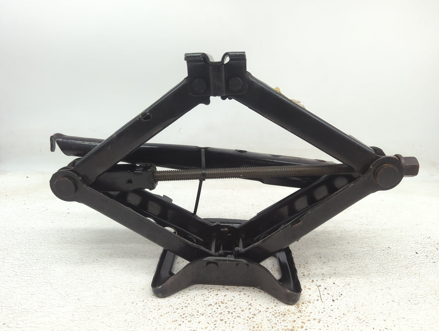 Jeep Patriot Spare Scissor Car Jack - Oemusedautoparts1.com