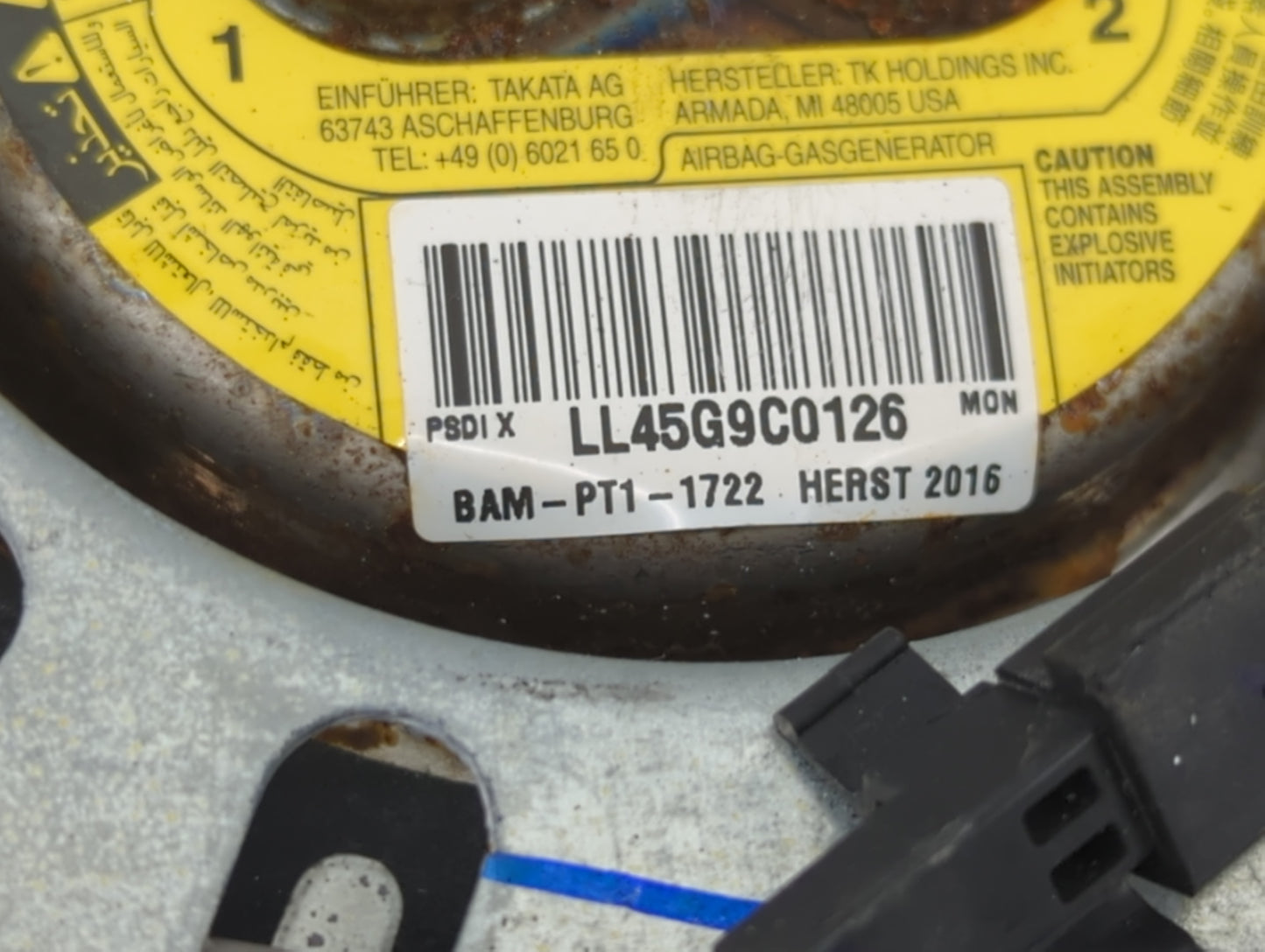 2011-2017 Jeep Patriot Air Bag Driver Left Steering Wheel Mounted Black - Oemusedautoparts1.com