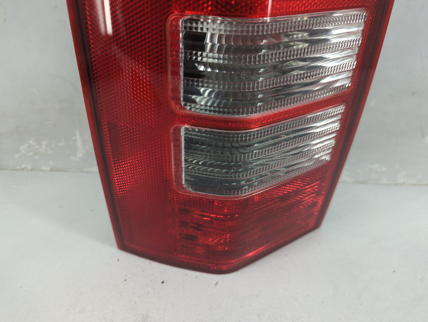 2008-2017 Jeep Patriot Tail Light Assembly Driver Left OEM Fits Fits 2008 2009 2010 2011 2012 2013 2014 2015 2016 2017 OEM U