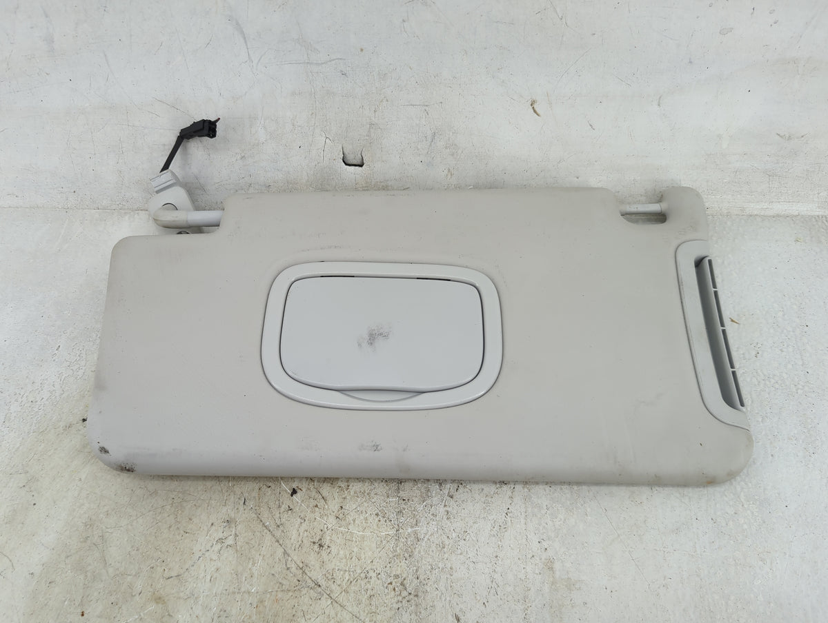 2015-2022 Jeep Renegade Sun Visor Shade Replacement Driver Left Mirror Fits Fits 2015 2016 2017 2018 2019 2020 2021 2022 OEM