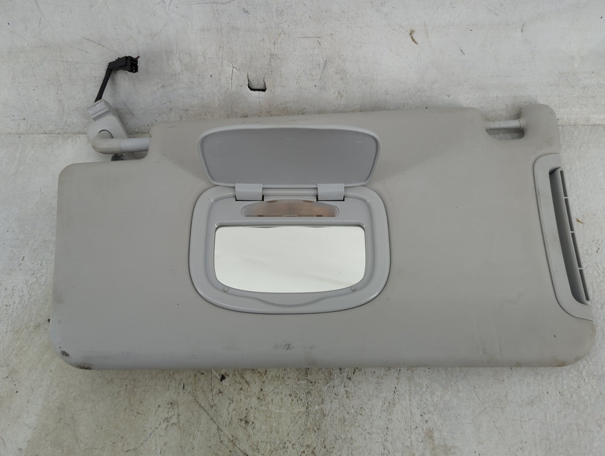 2015-2022 Jeep Renegade Sun Visor Shade Replacement Driver Left Mirror Fits Fits 2015 2016 2017 2018 2019 2020 2021 2022 OEM