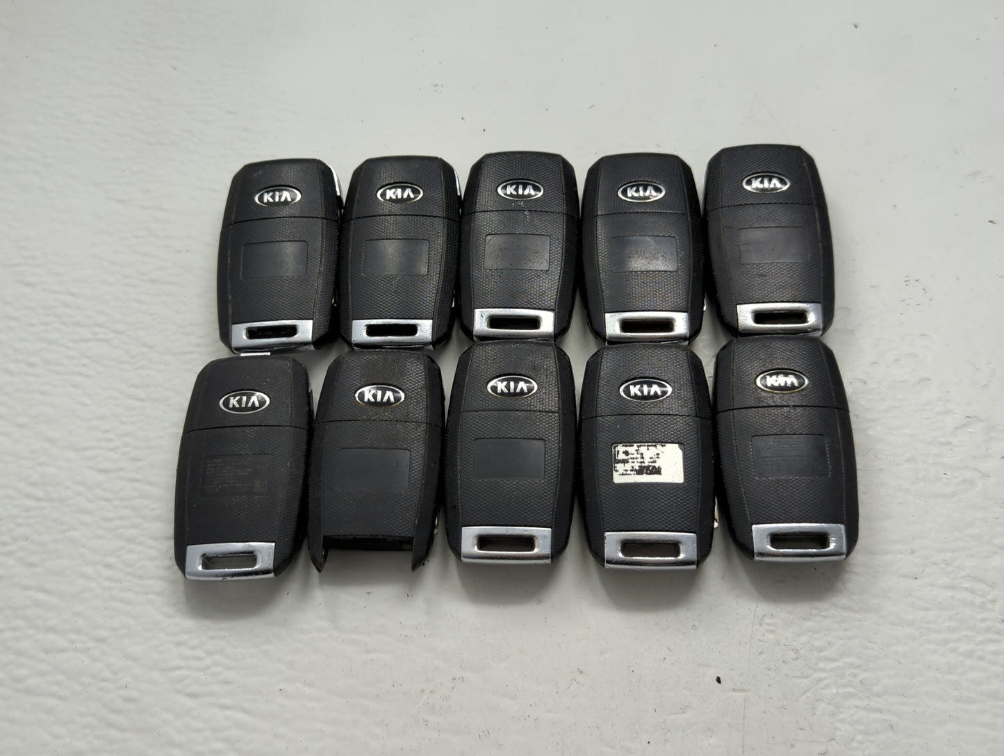 Lot of 10 Kia Keyless Entry Remote Fob MIXED FCC IDS MIXED PART NUMBERS - Oemusedautoparts1.com