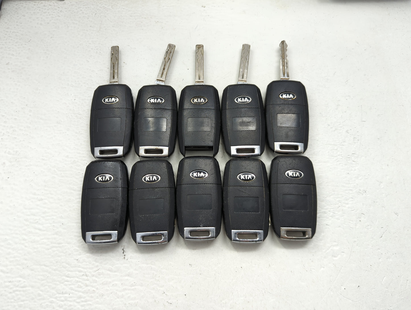 Lot of 10 Kia Keyless Entry Remote Fob MIXED FCC IDS MIXED PART NUMBERS - Oemusedautoparts1.com