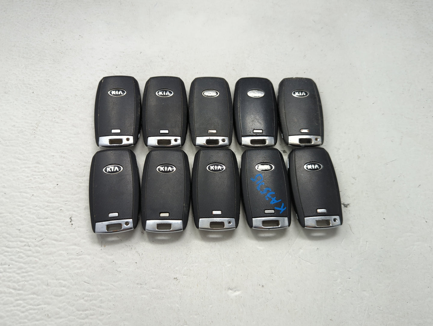 Lot of 10 Kia Keyless Entry Remote Fob MIXED FCC IDS MIXED PART NUMBERS 1473821 - Oemusedautoparts1.com