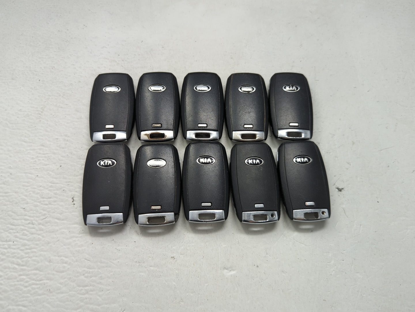 Lot of 10 Kia Keyless Entry Remote Fob MIXED FCC IDS MIXED PART NUMBERS 1473833 - Oemusedautoparts1.com